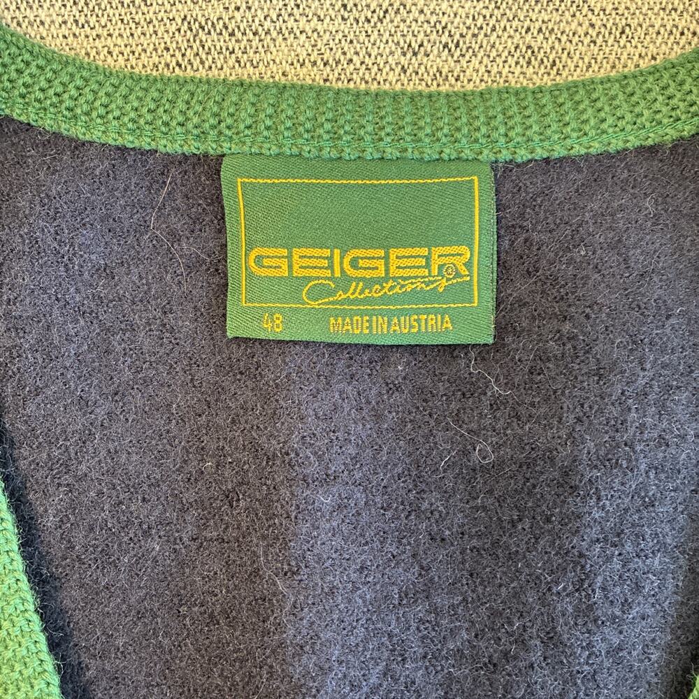 VTG Geiger Women's Sz48 Pure New Wool Sweater Vest Farmers Mushrooms Embroidered - Picture 5 of 16